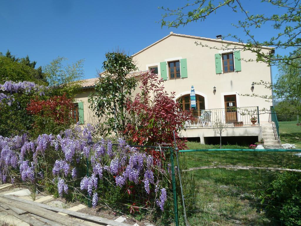 Le Val Leron Bed & Breakfast Valaurie ภายนอก รูปภาพ