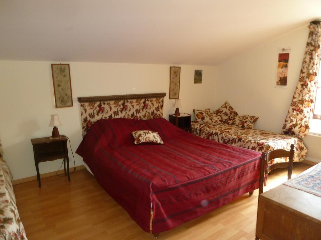 Le Val Leron Bed & Breakfast Valaurie ภายนอก รูปภาพ