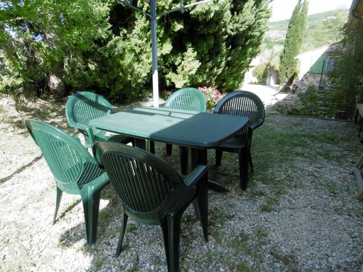 Le Val Leron Bed & Breakfast Valaurie ภายนอก รูปภาพ