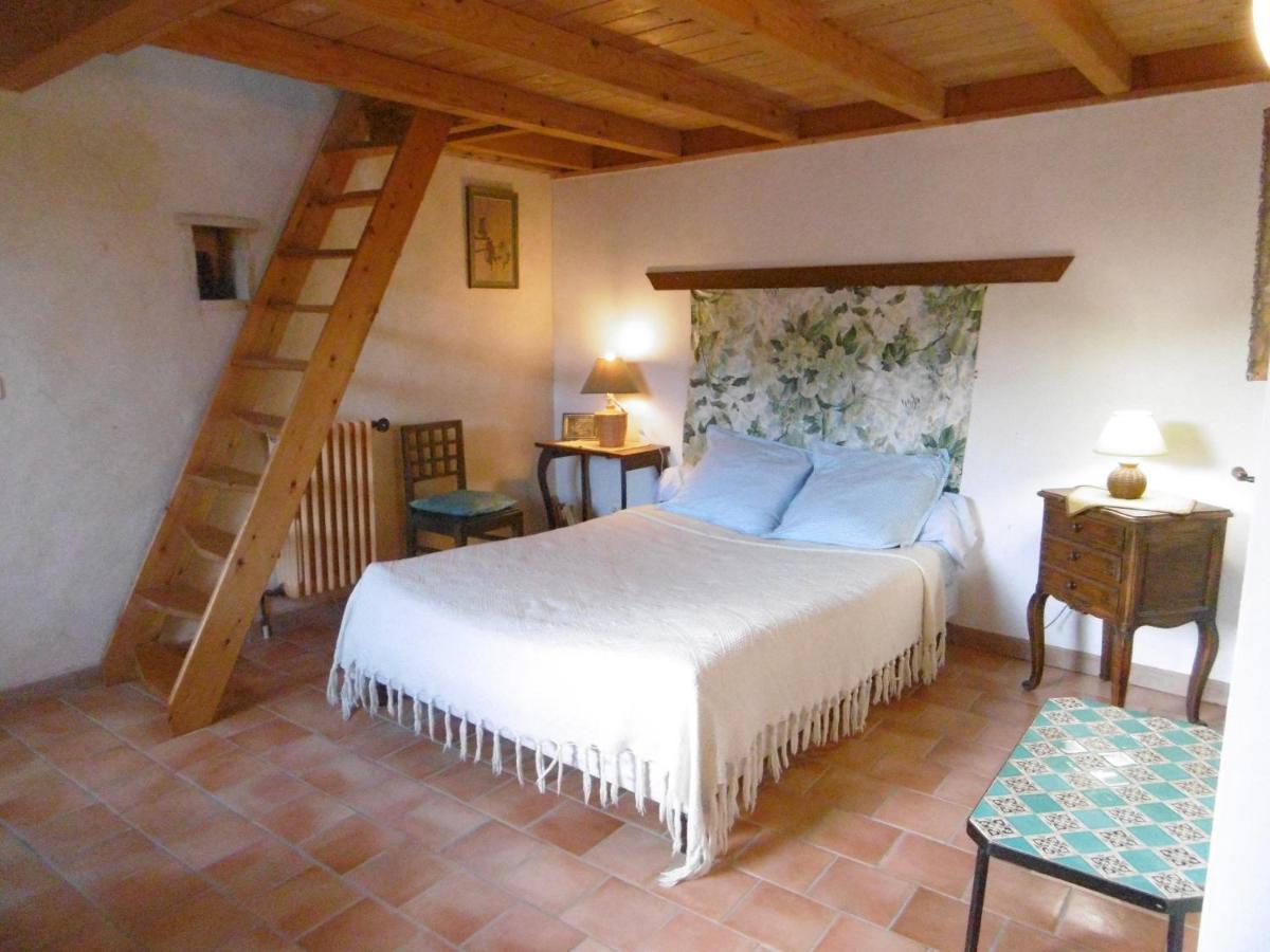 Le Val Leron Bed & Breakfast Valaurie ภายนอก รูปภาพ